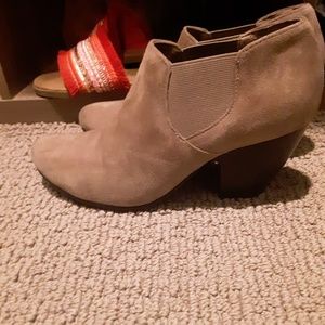 Van Eli "Judy" suede ankle boots